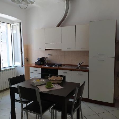 Ca' Isabella Apartment Vallebona ภายนอก รูปภาพ